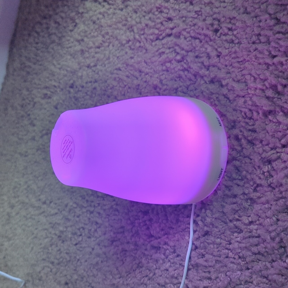 Diffuser and Essential Oils Set - Picture 6 of 6
